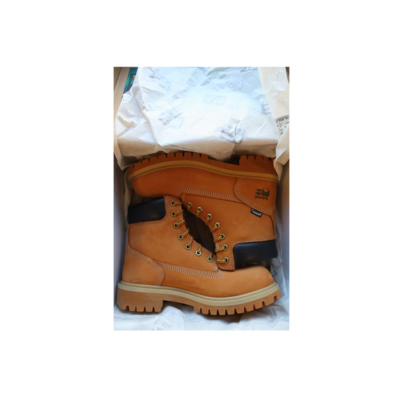 Timbs 6" Waterproof Work Boot - Size 6 - Picture 2 of 3